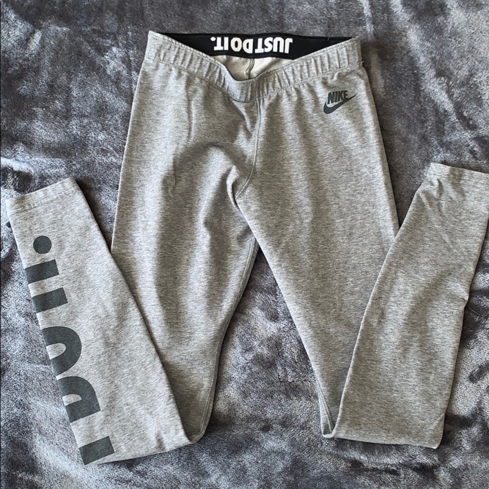 Nike leggings